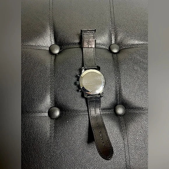 Fossil Watch - Picture 2 of 7